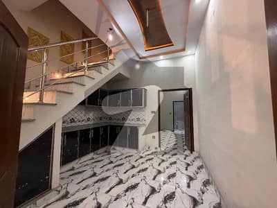 سبزہ زار سکیم لاہور میں 3 کمروں کا 3 مرلہ مکان 99.0 لاکھ میں برائے فروخت۔