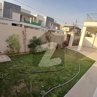 فالکن کمپلیکس نیوملیر ملیر,کراچی میں 5 کمروں کا 1 کنال مکان 10.8 کروڑ میں برائے فروخت۔