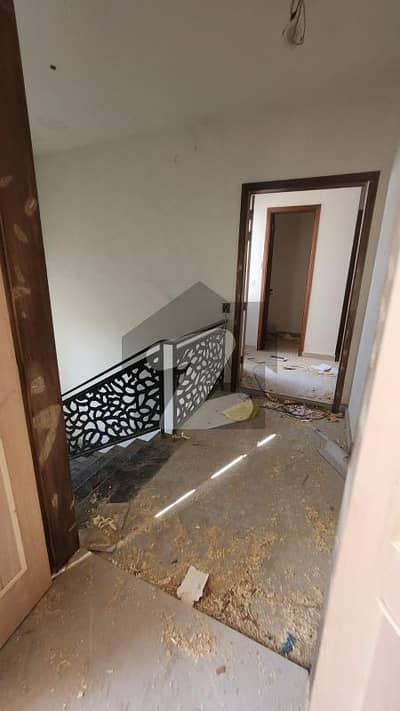 3 BEDROOMS DRAWING ATTACHED BATH WEST OPEN THIRD FLOOR WITH ROOF PORTION FOR SALE 3 BEDROOMS DRAWING ATTACHED BATH WEST OPEN THIRD FLOOR WITH ROOF PORTION FOR SALE