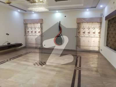 1 Kanal Lower Portion Is Available For Rent In Dha Phase 4 Block FF Near Nadra Office DD Block