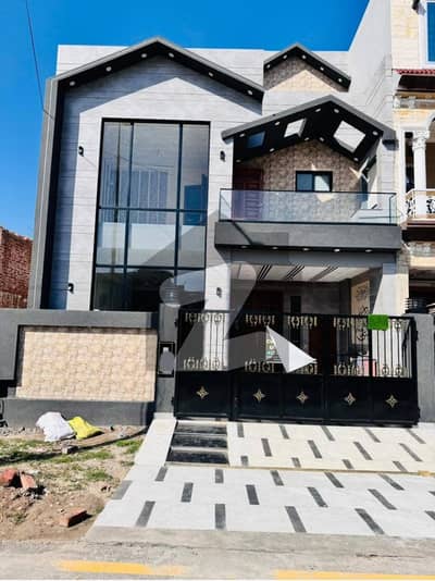 5 Marla Modern Designing House For Sale Park View City Lahore 5 Marla Modern Designing House For Sale Park View City Lahore