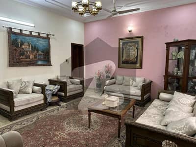 1 Kanal House For Sale