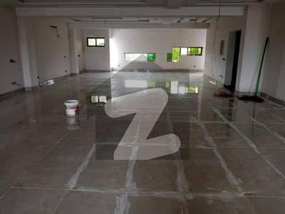 10 Marla Brand New Commercial First Floor Hall for Rent Main Road R2 Block Near Shaukat Khanum