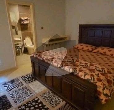 ڈپلومیٹک انکلیو اسلام آباد میں 2 کمروں کا 7 مرلہ فلیٹ 6.9 کروڑ میں برائے فروخت۔