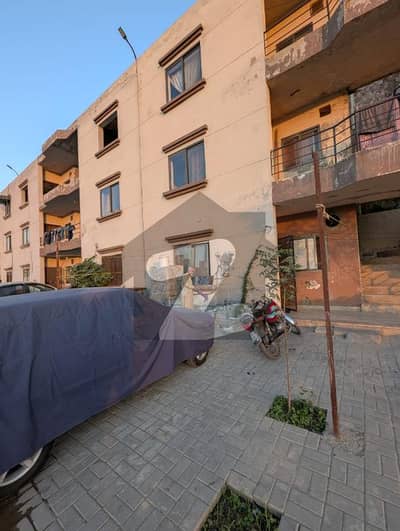 5 Marla 2nd Floor Flat For Sale In R-Block Khayaban-E-Amin Society Lhr. 5 Marla 2nd Floor Flat For Sale In R-Block Khayaban-E-Amin Society Lhr.