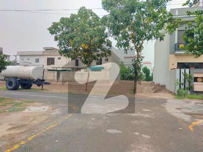 5 Marla Plot For Sale In Q-Block Khayaban E Amin Society