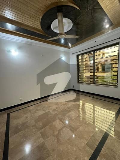 25x40 4 Marla House Prime Location Investor Price For Sale In G-13/1