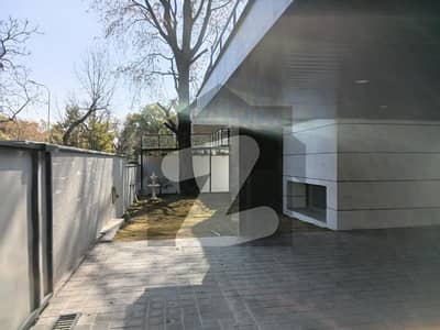 ایف ۔ 7/3 ایف ۔ 7,اسلام آباد میں 6 کمروں کا 2 کنال مکان 16.0 لاکھ میں کرایہ پر دستیاب ہے۔