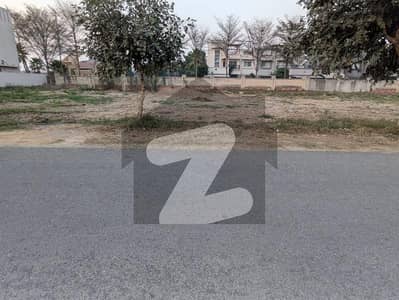 1 Kanal Pair Plots For Sale Near Park & Masjid in DHA Phase 7 W Block | Premium Investment Opportunity