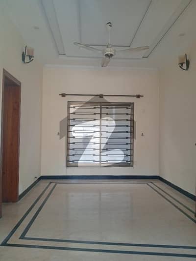 Ground Portion For Rent With Gas