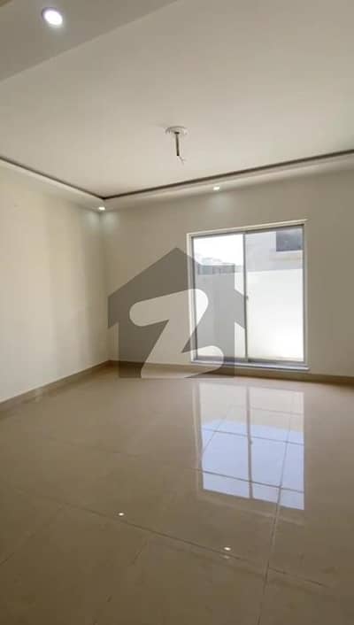 بحریہ آرچرڈ فیز 4 ۔ بلاک جی 5 بحریہ آرچرڈ فیز 4,بحریہ آرچرڈ,لاہور میں 3 کمروں کا 5 مرلہ مکان 90.0 لاکھ میں برائے فروخت۔