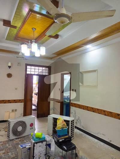 آئی ۔ 8 اسلام آباد میں 3 کمروں کا 14 مرلہ زیریں پورشن 1.9 لاکھ میں کرایہ پر دستیاب ہے۔