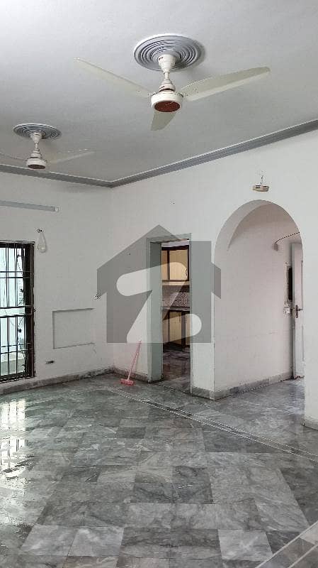 10M Upr 3 Bed Room - Wapda Town, D3. 10M Upr 3 Bed Room - Wapda Town, D3.