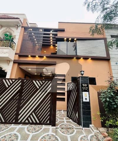 سٹی ہاؤسنگ سوسائٹی گوجرانوالہ میں 5 کمروں کا 5 مرلہ مکان 1.9 کروڑ میں برائے فروخت۔