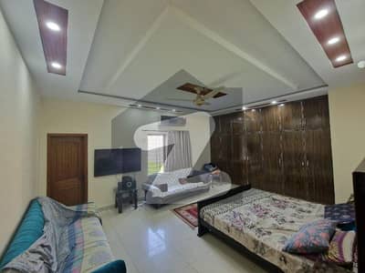 کالج روڈ لاہور میں 3 کمروں کا 1 کنال زیریں پورشن 85.0 ہزار میں کرایہ پر دستیاب ہے۔