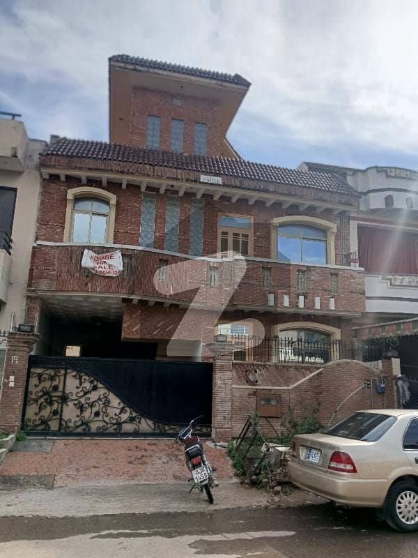 8 MARLA HOUSE FOR SALE G13/3 Islamabad 8 MARLA HOUSE FOR SALE G13/3 Islamabad