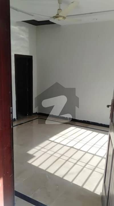 1 Kanal Separate Gate Upper Portion For Rent In Police Foundation