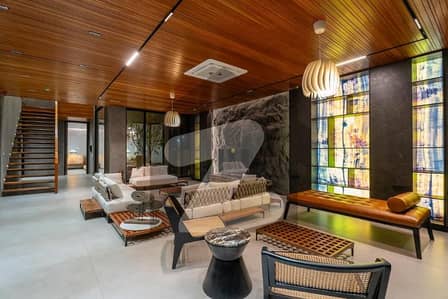 1 KANAL HOUSE FOR SALE IN DHA PHASE 7 THE RICH & REFINED