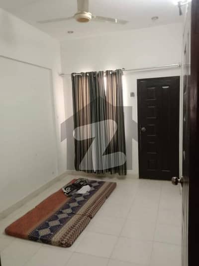 بخاری کمرشل ایریا ڈی ایچ اے فیز 6,ڈی ایچ اے ڈیفینس,کراچی میں 3 کمروں کا 16 مرلہ فلیٹ 2.1 لاکھ میں کرایہ پر دستیاب ہے۔