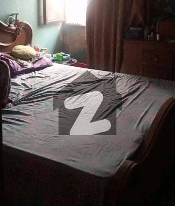 Gulistan-e-Jauhar - Block 20 Flat Sized 700 Square Feet