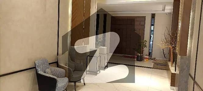 ڈی گراؤنڈ فیصل آباد میں 1 کمرے کا 1 کنال دفتر 3.75 لاکھ میں کرایہ پر دستیاب ہے۔