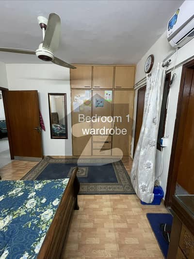 Flat 3 bed DD west open 2 sides crossing balconies