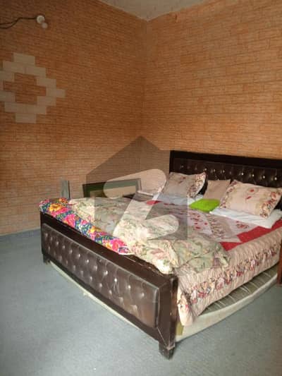 علامہ اقبال ٹاؤن لاہور میں 1 مرلہ کمرہ 25.0 ہزار میں کرایہ پر دستیاب ہے۔