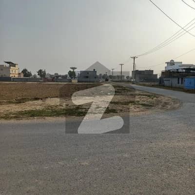 20 Marla Corner Plot On 60 Ft Road In S Block On Pine Avenue Road Lahore 20 Marla Corner Plot On 60 Ft Road In S Block On Pine Avenue Road Lahore