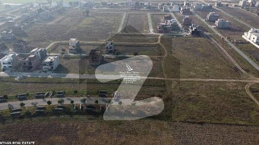 On Excellent Location 5 Marla Residential Plot For sale In Gujranwala