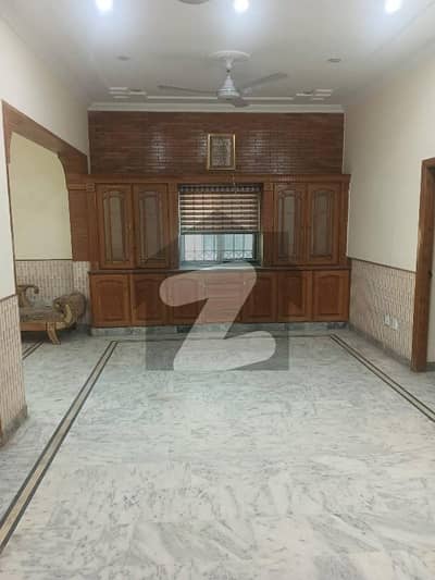 جی ۔ 11 اسلام آباد میں 2 کمروں کا 8 مرلہ بالائی پورشن 92.0 ہزار میں کرایہ پر دستیاب ہے۔