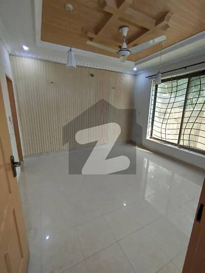 ڈی ۔ 12 اسلام آباد میں 2 کمروں کا 4 مرلہ زیریں پورشن 58.0 ہزار میں کرایہ پر دستیاب ہے۔