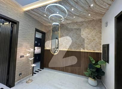 ملتان روڈ لاہور میں 2 کمروں کا 4 مرلہ بالائی پورشن 60.0 لاکھ میں برائے فروخت۔