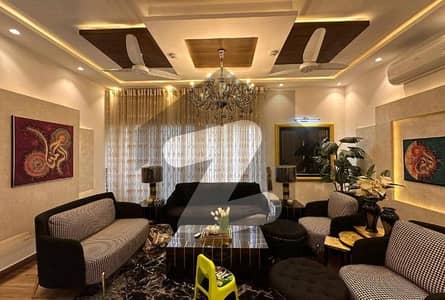 جوبلی ٹاؤن لاہور میں 2 کمروں کا 4 مرلہ بالائی پورشن 66.0 لاکھ میں برائے فروخت۔