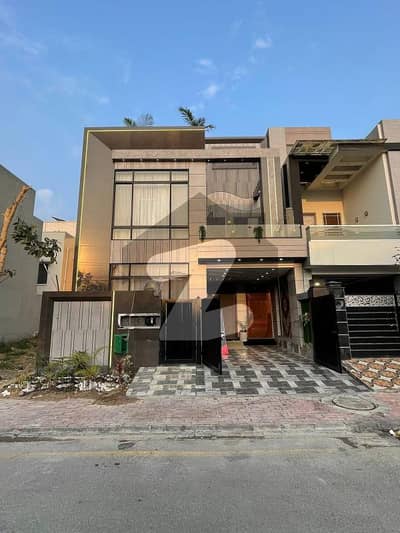 5 Marla Used House For Sale In Jinnah Block Sector E Bahria Town Lahore