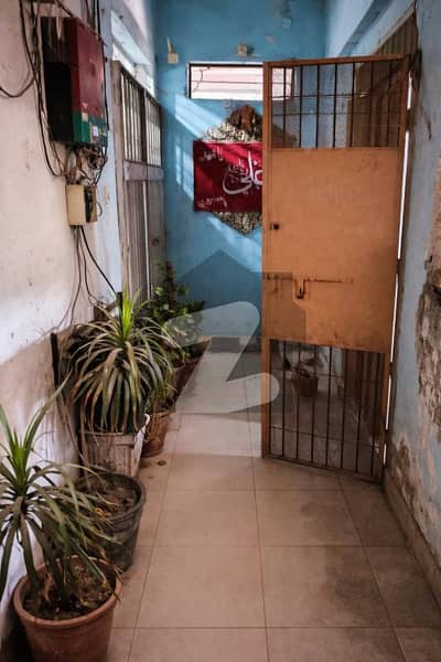 حیدر چوک حیدر آباد میں 3 کمروں کا 5 مرلہ فلیٹ 65.0 لاکھ میں برائے فروخت۔