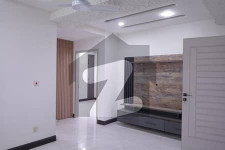 بحریہ ٹاؤن فیز 7 بحریہ ٹاؤن راولپنڈی,راولپنڈی میں 2 کمروں کا 4 مرلہ فلیٹ 55.0 ہزار میں کرایہ پر دستیاب ہے۔ بحریہ ٹاؤن فیز 7 بحریہ ٹاؤن راولپنڈی,راولپنڈی میں 2 کمروں کا 4 مرلہ فلیٹ 55.0 ہزار میں کرایہ پر دستیاب ہے۔