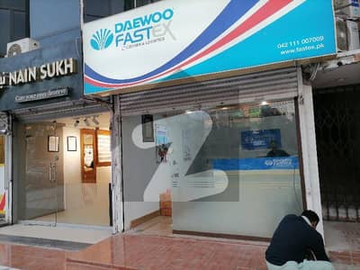 Shop In Gulshan-e-Iqbal - Block 5 For rent