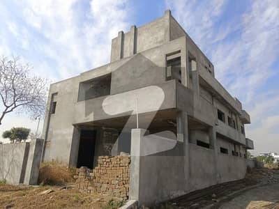 Grey Structure 20 Marla House Available In Top City 1 - Block B For Sale