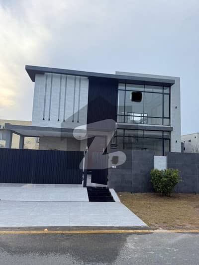 1 Kanal Elegant Designer Bungalow Phase 5 DHA Lahore For Sale