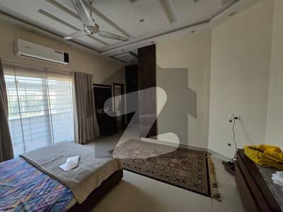 ای ایم ای سوسائٹی لاہور میں 3 کمروں کا 1 کنال زیریں پورشن 1.3 لاکھ میں کرایہ پر دستیاب ہے۔