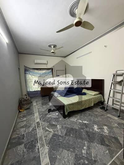 واپڈا ٹاؤن فیز 1 واپڈا ٹاؤن,لاہور میں 3 کمروں کا 10 مرلہ بالائی پورشن 58.0 ہزار میں کرایہ پر دستیاب ہے۔