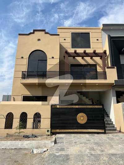 Mpchs Multi Gardens B-17 Islamabad  5 Marla Brand New Double Unit House Available For Sale