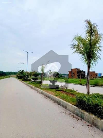 AIRPORT GREEN GARDEN BLOCK A 10 MARLA PLOT PARK FACE FOR SALE