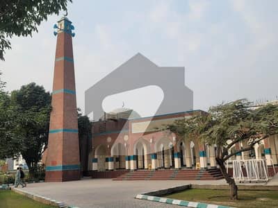 Secure & Modern Lifestyle 5 Marla Plot for Sale in Etihad Town Phase 1