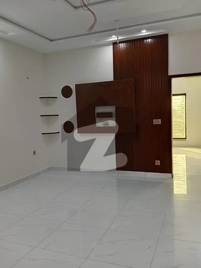 10 Marla Upper Portion Available For Rent In Central Park Housing Scheme Lahore