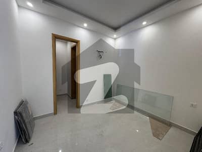 BRAND NEW 100 YARD DESIGNER HOUSE FOR RENT