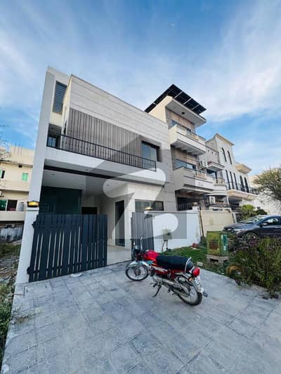 ڈی ۔ 12 اسلام آباد میں 3 کمروں کا 5 مرلہ مکان 2.0 لاکھ میں کرایہ پر دستیاب ہے۔