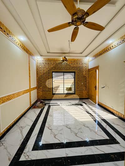 ڈی ۔ 12 اسلام آباد میں 3 کمروں کا 4 مرلہ مکان 1.3 لاکھ میں کرایہ پر دستیاب ہے۔