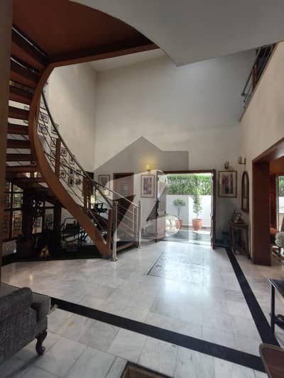 2.25 Kanal Corner Bungalow Near DHA Raya