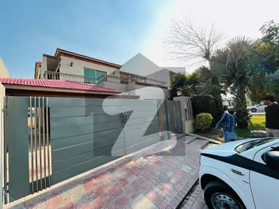 1 KANAL ELEGANT AND FULLY MAINTAINED SUPER HOT LOCATED BUNGALOW IS AVAILABLE IN THE PHASE 5 BLOCK C DHA LAHORE.